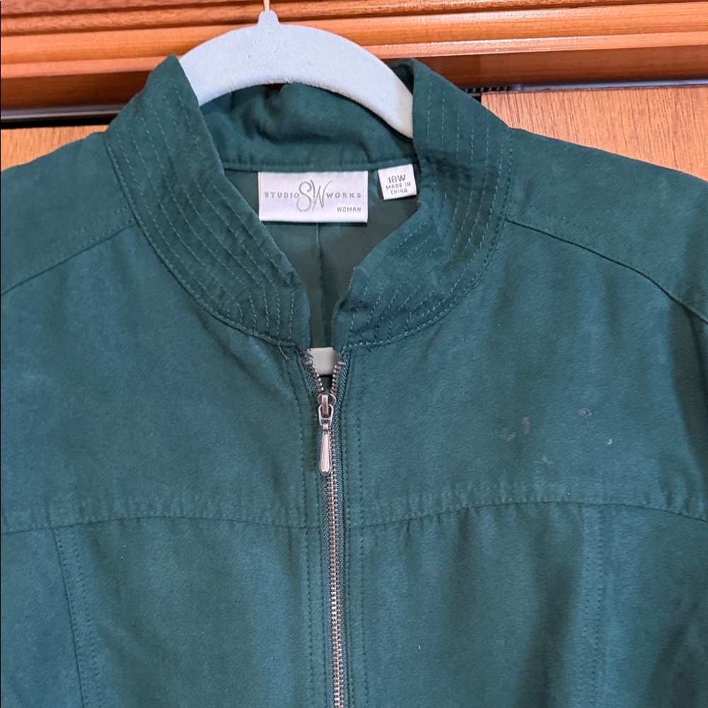 Studio Works Deep Green Jacket - Picture 3 of 5